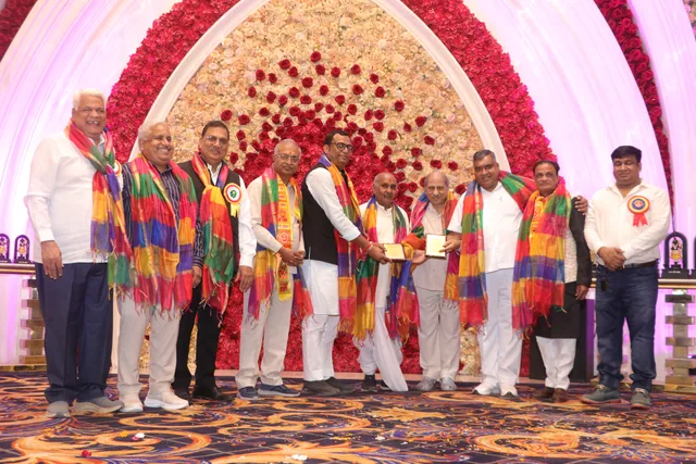 Community members together on the Agrasen Jayanti stage, photo 25, 17 October 2026