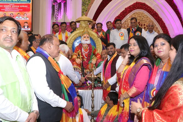Community members gathered for the ceremonial aarti, photo 48, 17 October 2026