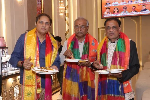 Community members gathered for the ceremonial aarti, photo 74, 17 October 2026