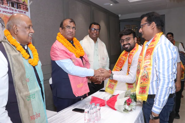 Guests and members greeting one another at the gathering, photo 12, Shapath Grahan, 4 July 2026