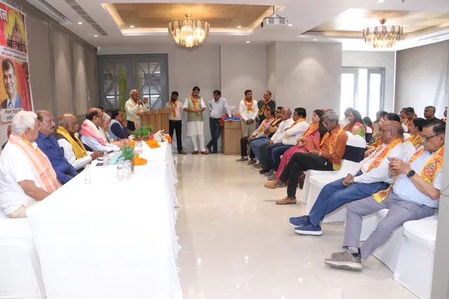 Community members seated during the chapter gathering, photo 27, Shapath Grahan, 4 July 2026