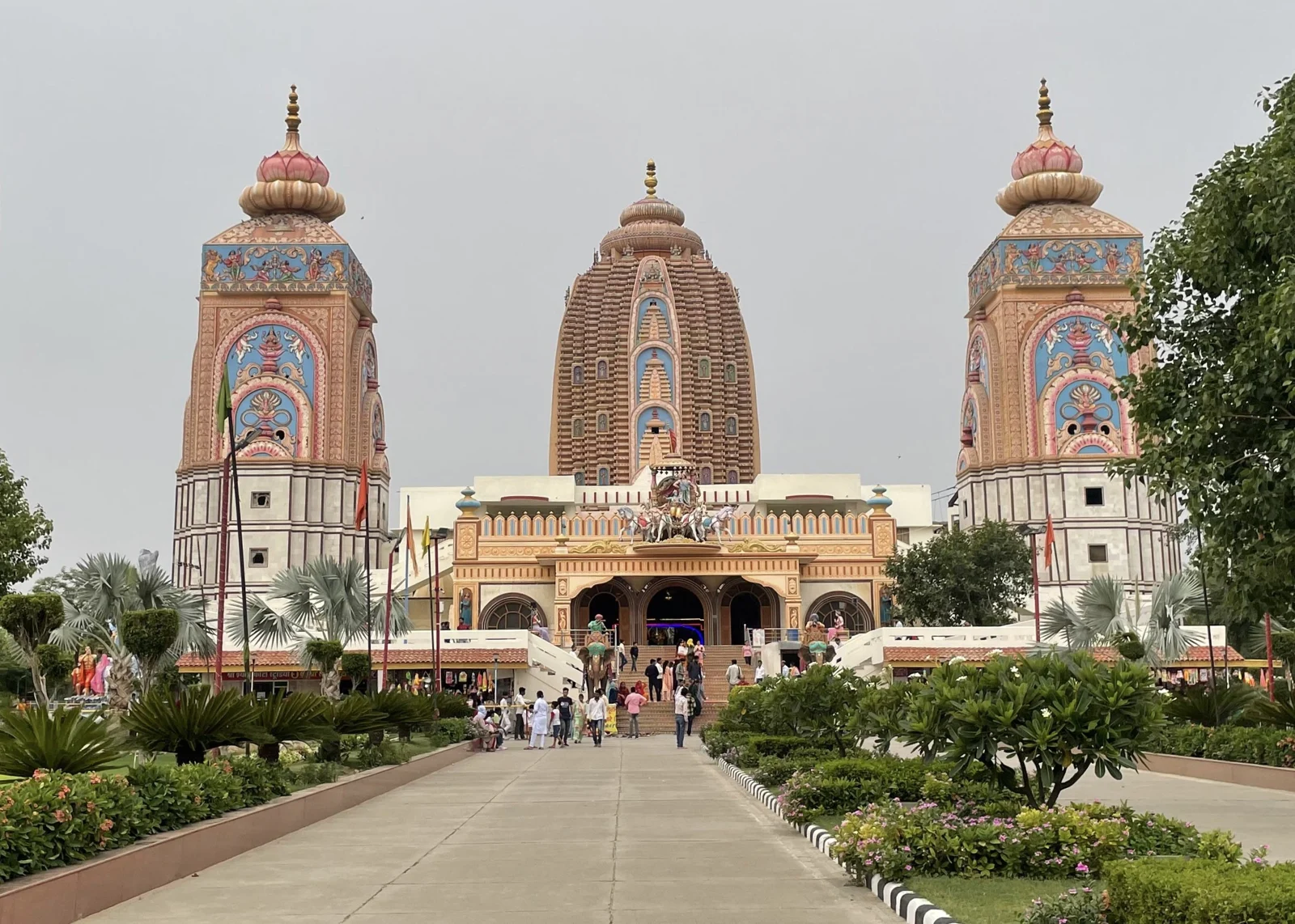 अग्रोहा धाम के मंदिर, 27 अक्टूबर 2024 की तस्वीर